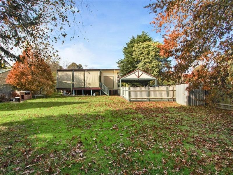 3 DONALD Street, Croydon VIC 3136