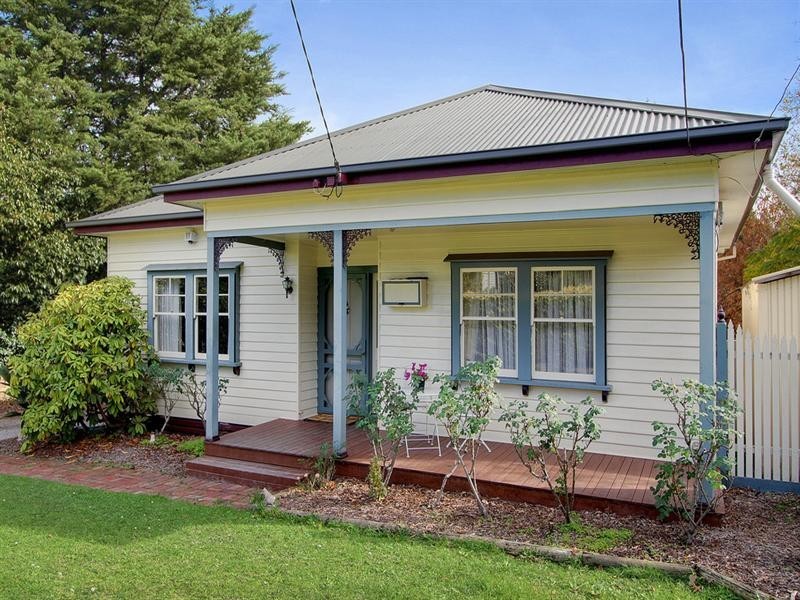 3 DONALD Street, Croydon VIC 3136