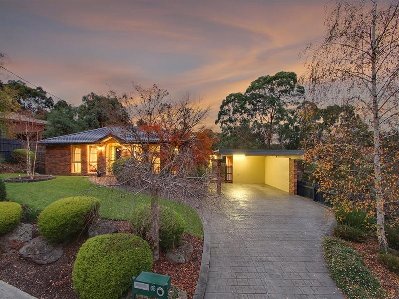 69 NARR MAEN Drive, Croydon Hills VIC 3136