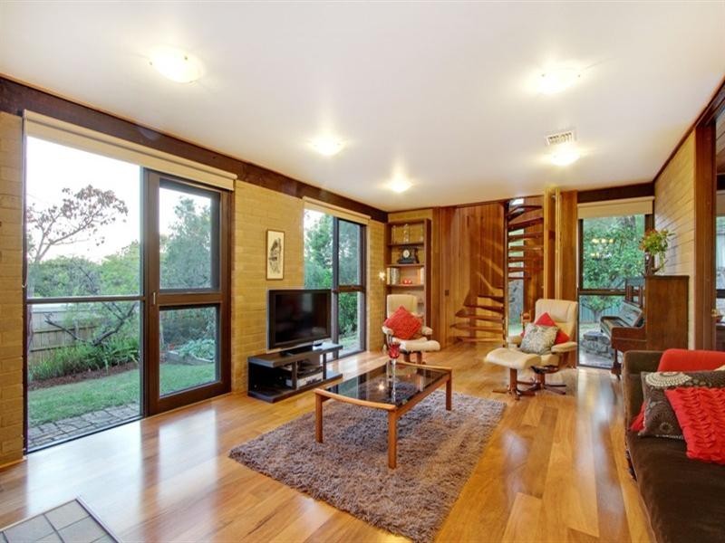 4 Yanina Court, Croydon VIC 3136