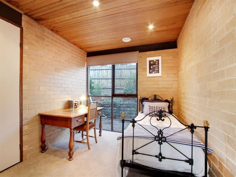 4 Yanina Court, Croydon VIC 3136