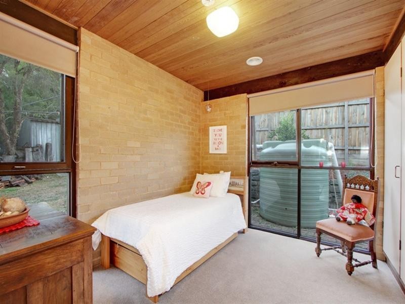 4 Yanina Court, Croydon VIC 3136