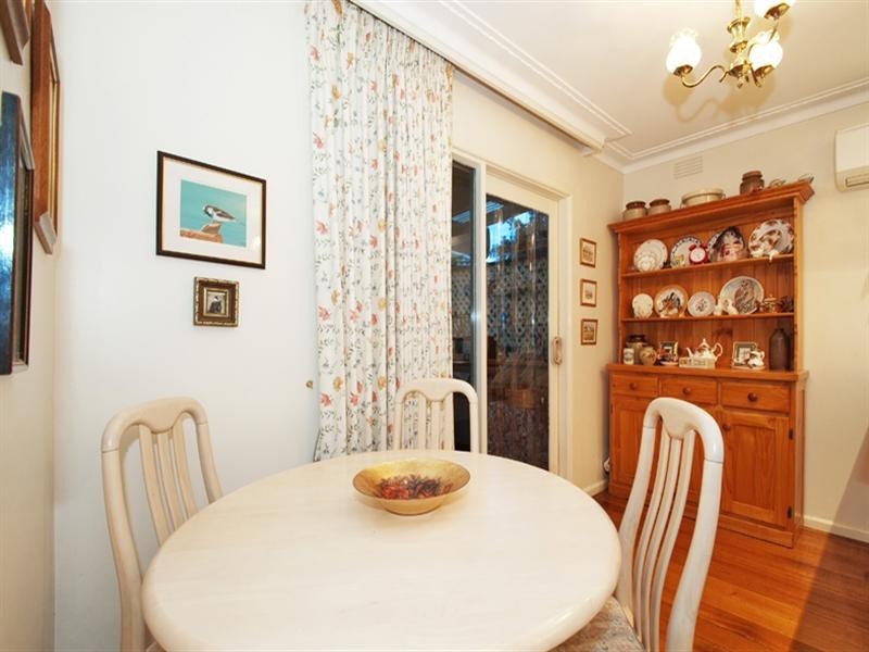 9 GARY Court, Croydon VIC 3136