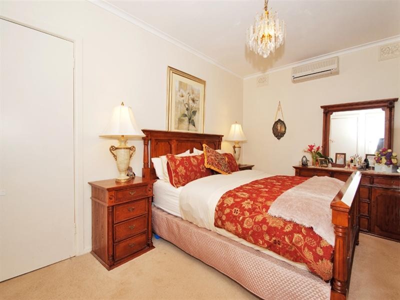 9 GARY Court, Croydon VIC 3136