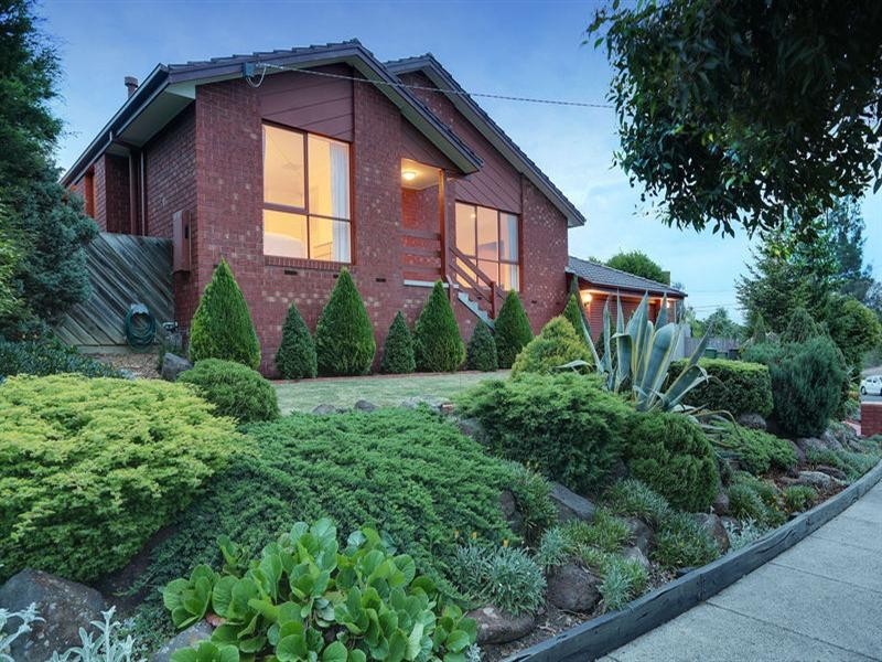 20 ROSEMARY Avenue, Croydon Hills VIC 3136