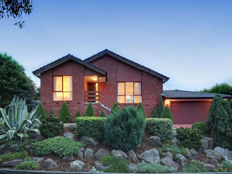 20 ROSEMARY Avenue, Croydon Hills VIC 3136