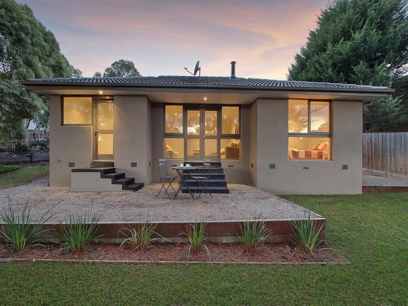 11 VALLEY HO, Chirnside Park VIC 3116