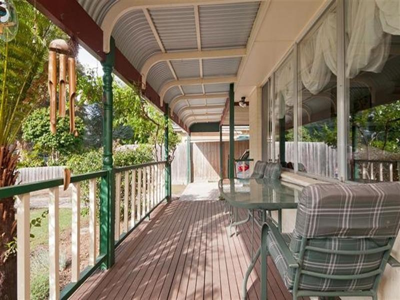 34 BALCOMBE Avenue, Mooroolbark VIC 3138