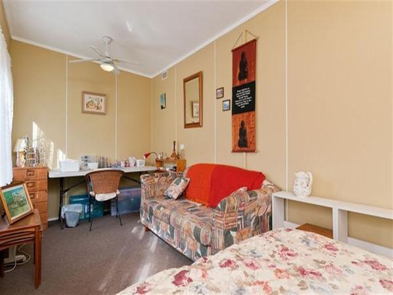 34 BALCOMBE Avenue, Mooroolbark VIC 3138