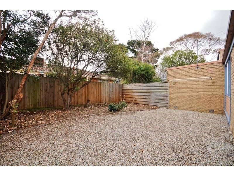 12/8-12 Landale Avenue, Croydon VIC 3136