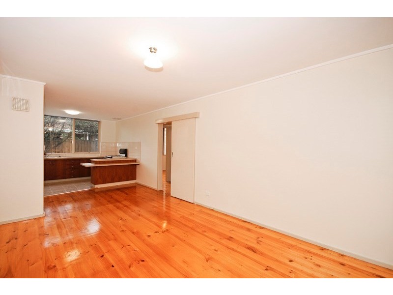 12/8-12 Landale Avenue, Croydon VIC 3136