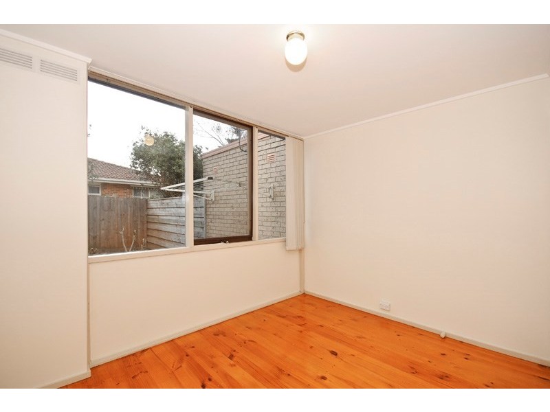 12/8-12 Landale Avenue, Croydon VIC 3136