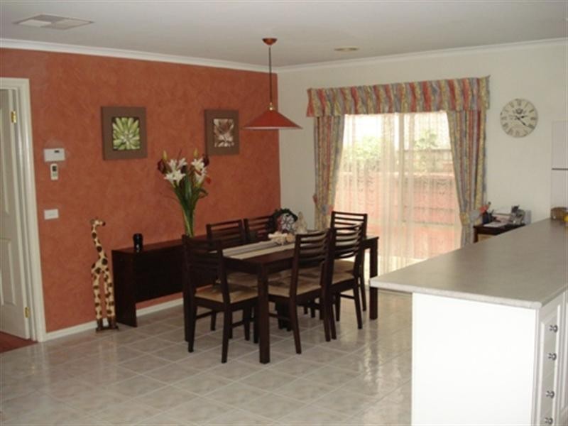 7 Mulduri Crescent, Croydon South VIC 3136