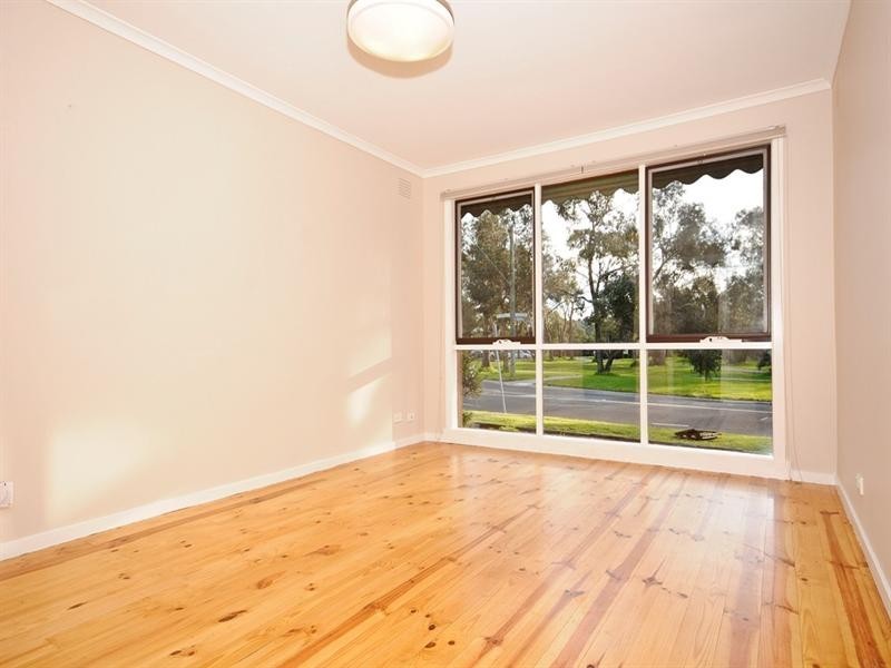 2/1-3 Leigh Road, Croydon VIC 3136