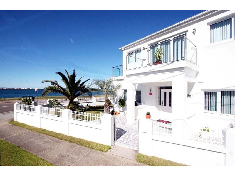 1 The (Little) Grand Parade, Brighton-le-sands NSW 2216