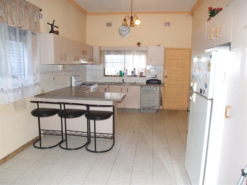 12 General Holmes Drive, Brighton-le-sands NSW 2216