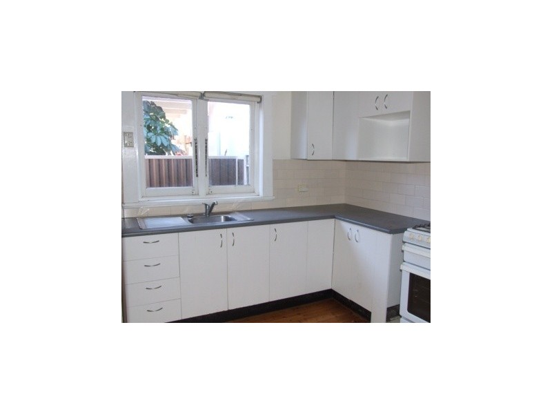 Brighton-le-sands NSW 2216