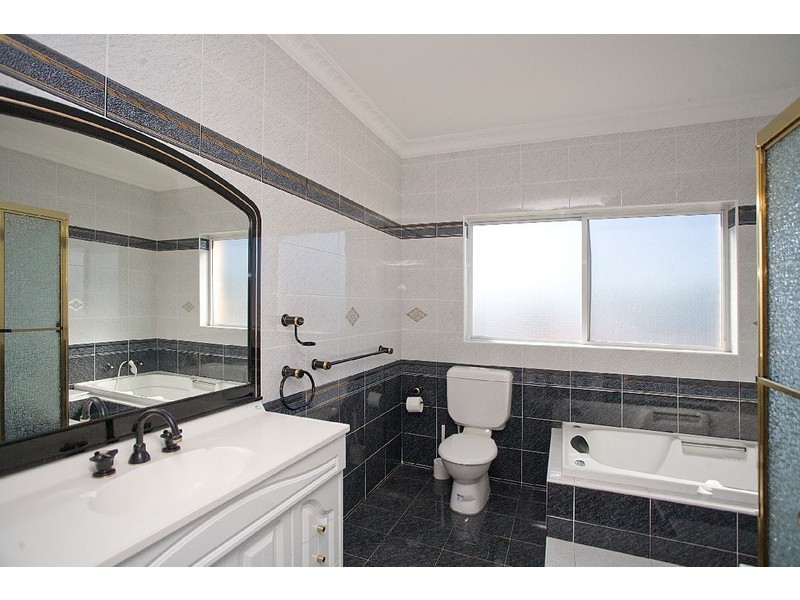 41 Moate Avenue, Brighton-le-sands NSW 2216