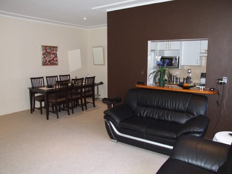 8/49 Kings Road, Brighton-le-sands NSW 2216