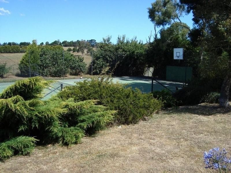 Boolaroo Illawarra Highway, Sutton Forest NSW 2577