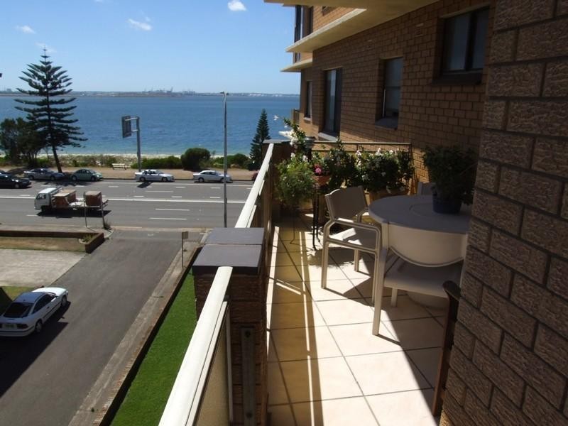 8/123 The Grand Parade, Brighton-le-sands NSW 2216