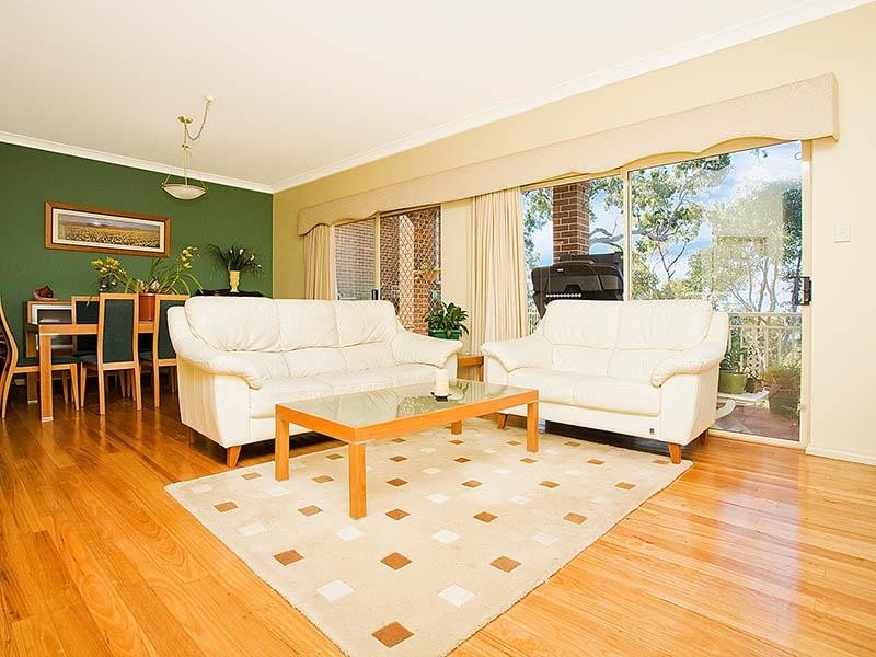 4/2A Charlotte Place, Illawong NSW 2234