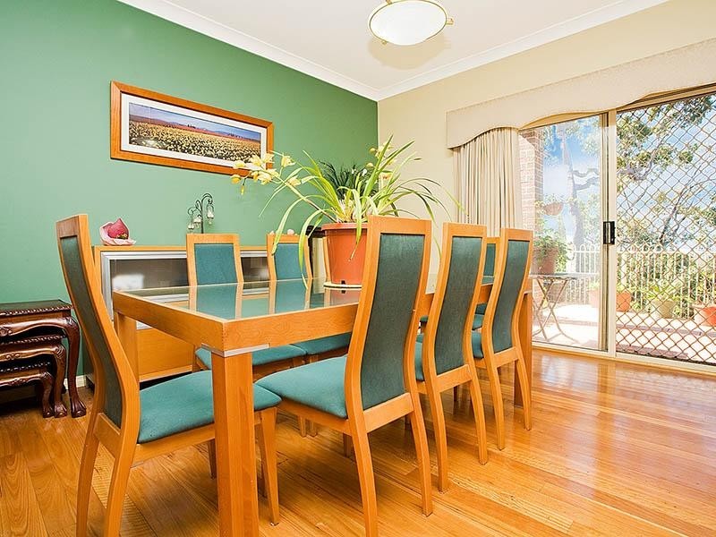 4/2A Charlotte Place, Illawong NSW 2234