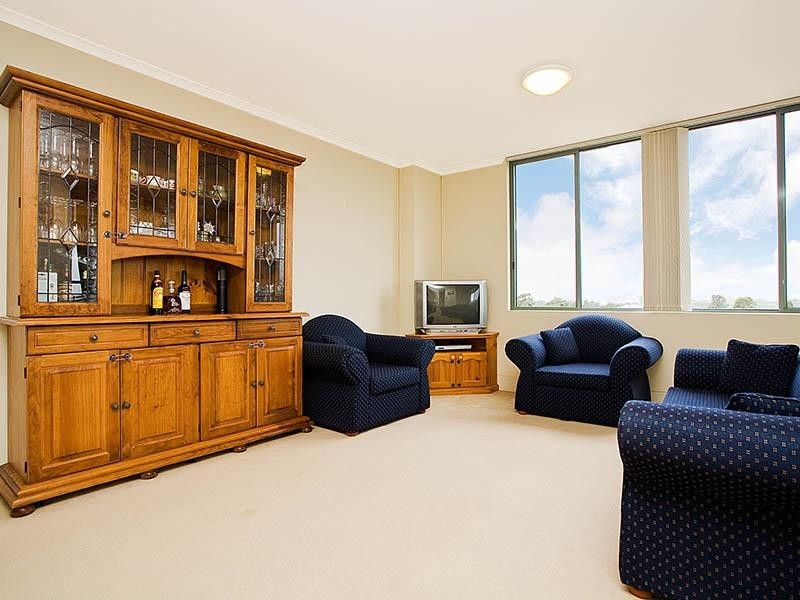 610/7 Rockdale Plaza Drive, Rockdale NSW 2216