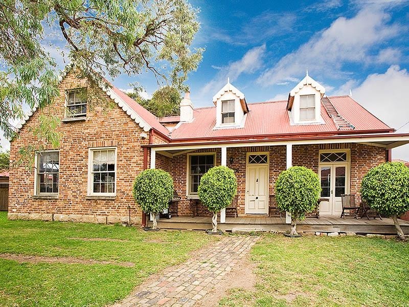 9 Bennett Street, Kingsgrove NSW 2208