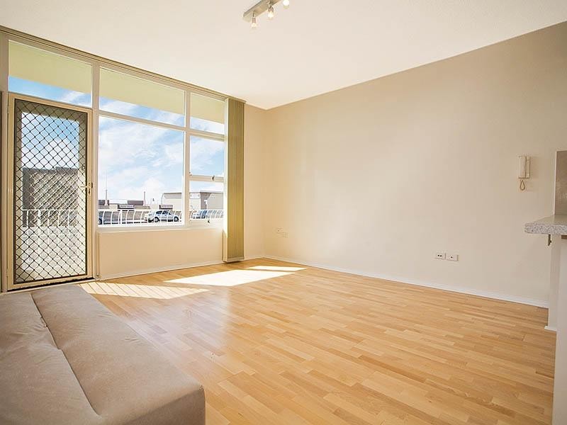 Brighton-le-sands NSW 2216