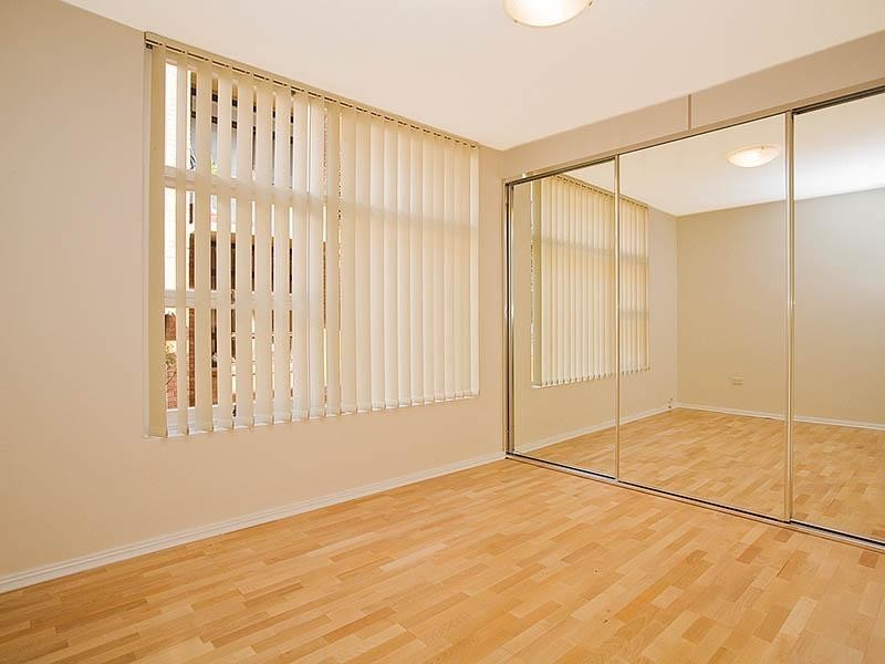 Brighton-le-sands NSW 2216