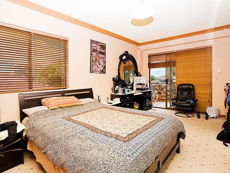 24 General Holmes Drive, Brighton-le-sands NSW 2216