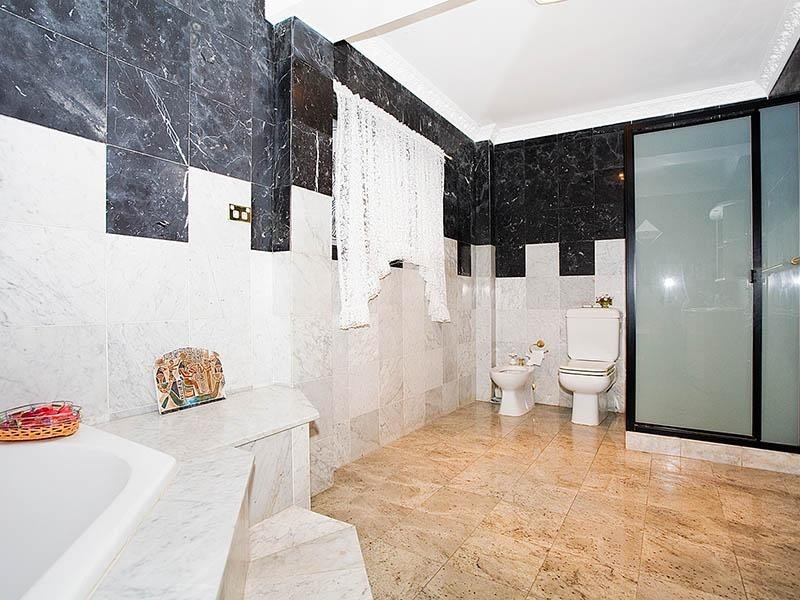 24 General Holmes Drive, Brighton-le-sands NSW 2216