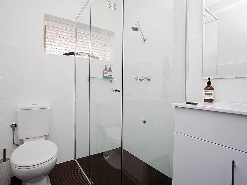 2/51 Kings Road, Brighton-le-sands NSW 2216