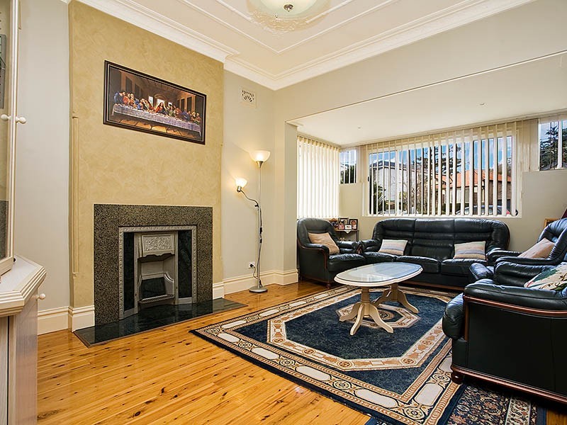 37 Kimpton Street, Banksia NSW 2216