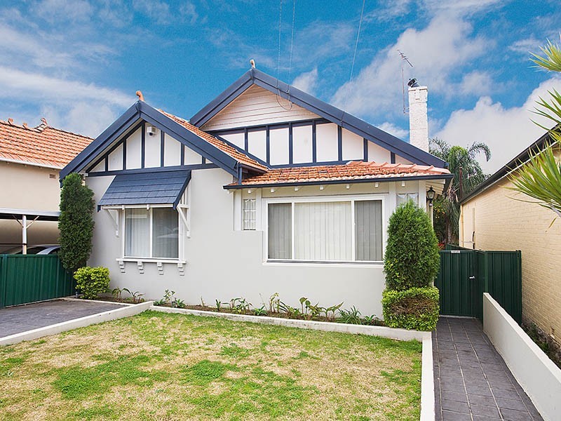 37 Kimpton Street, Banksia NSW 2216