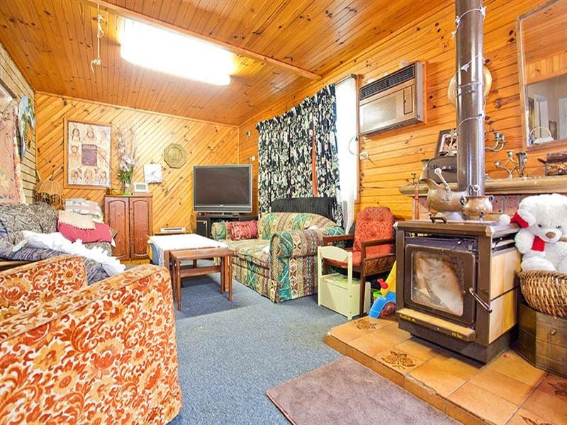83 York Street, Tahmoor NSW 2573