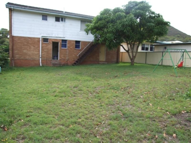 2 Lionel Avenue, Shoal Bay NSW 2315