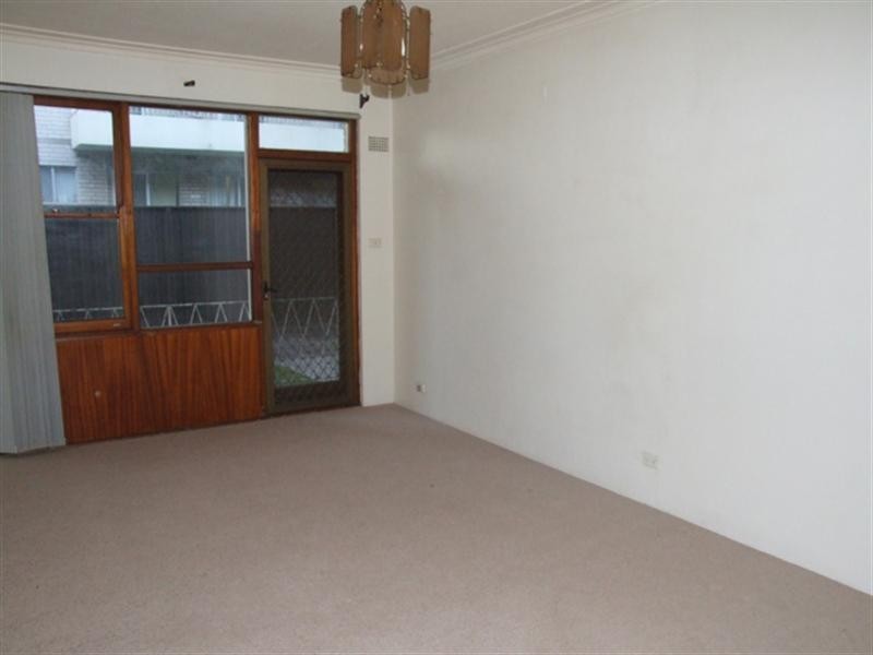 Brighton-le-sands NSW 2216