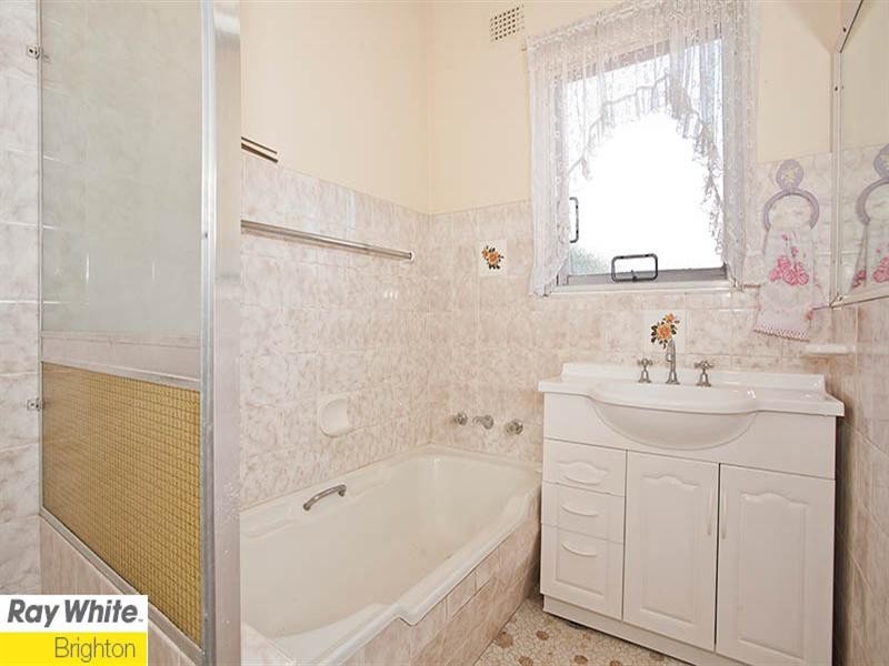 10/27 Kings Road, Brighton-le-sands NSW 2216