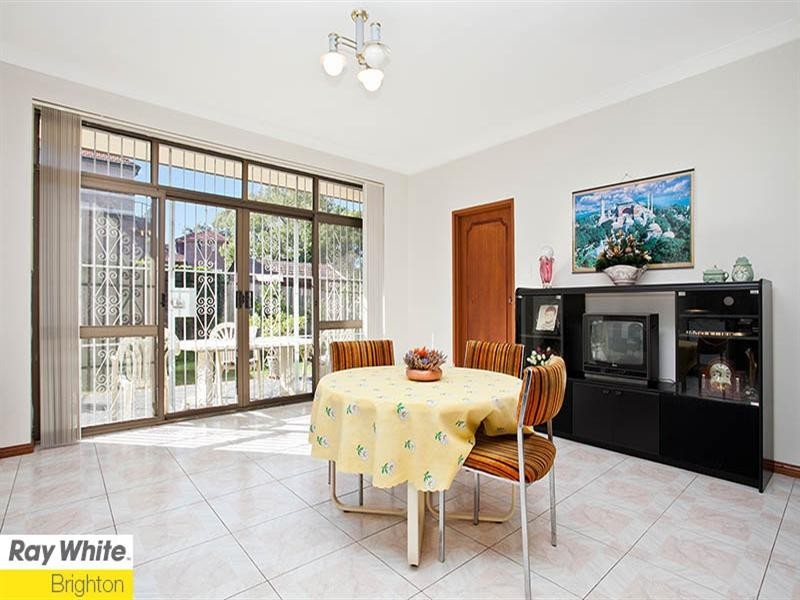 27 Roslyn Street, Ashbury NSW 2193
