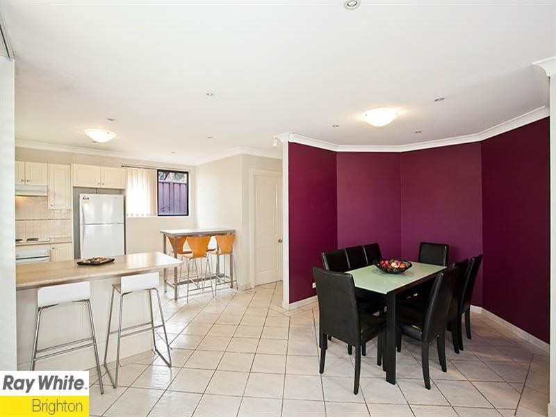 139 Moorefields Road, Roselands NSW 2196