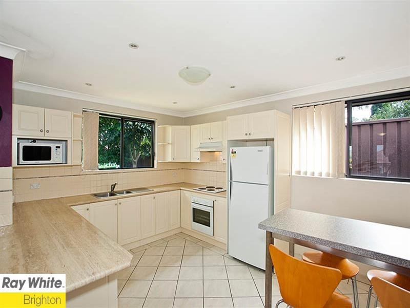 139 Moorefields Road, Roselands NSW 2196