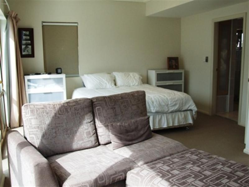 207 THE GRAND Parade, Monterey NSW 2217