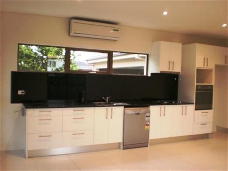 6 The Grand Parade, Brighton-le-sands NSW 2216