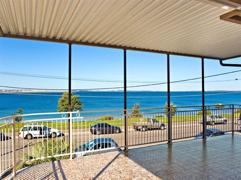 4 THE GRAND Parade, Brighton-le-sands NSW 2216
