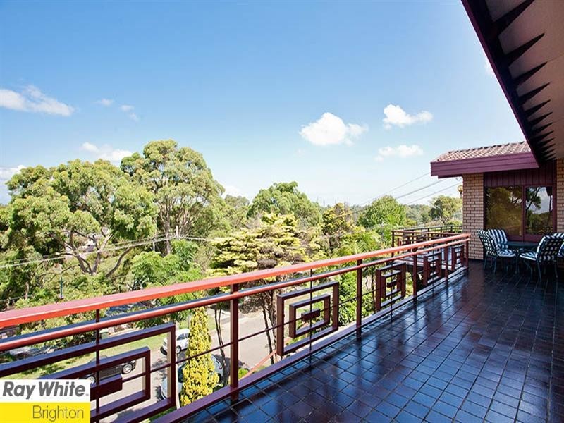 54 Elm Street, Lugarno NSW 2210