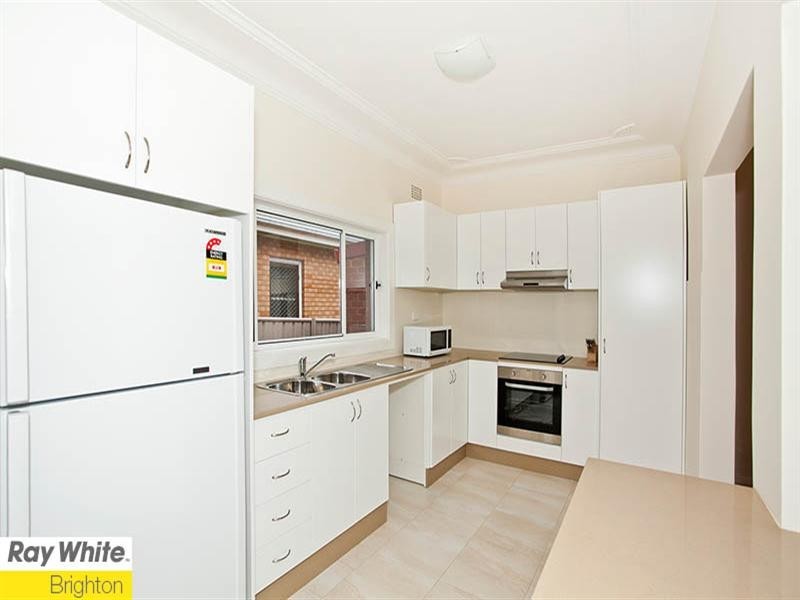 7 Hinkler Avenue, Caringbah NSW 2229