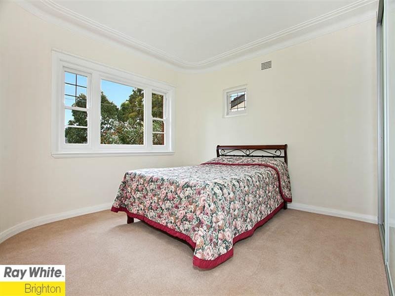 7 Hinkler Avenue, Caringbah NSW 2229