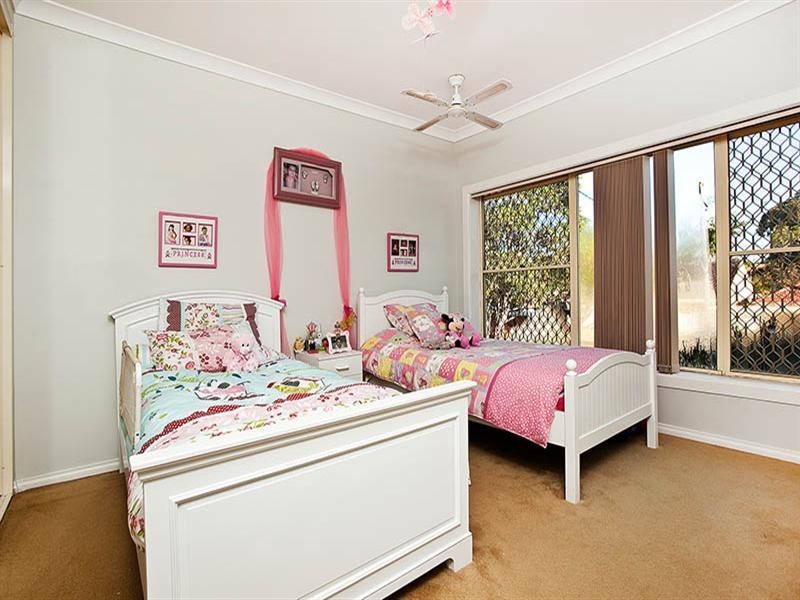 19 Orana Cresent, Peakhurst Heights NSW 2210